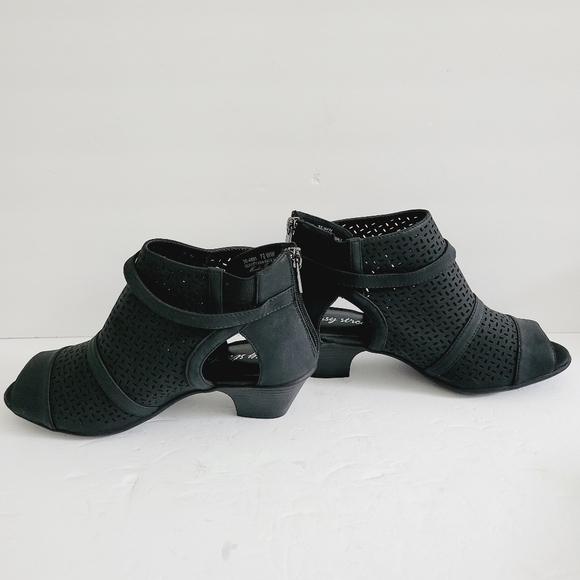 New Easy Street Carrigan Open Toe Bootie Black Size 7,5 - Picture 2 of 8